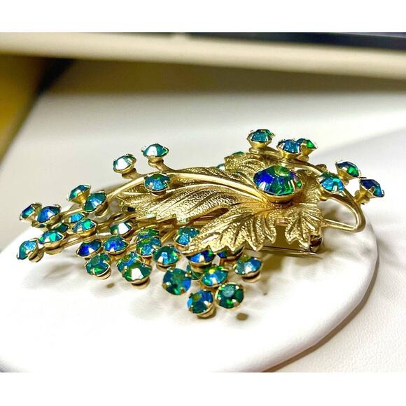 Leaf Brooch SIGNED Cathe' Blue Green AB Gold Vintage Vtg Pin Jewelry O30 - Picture 2 of 3